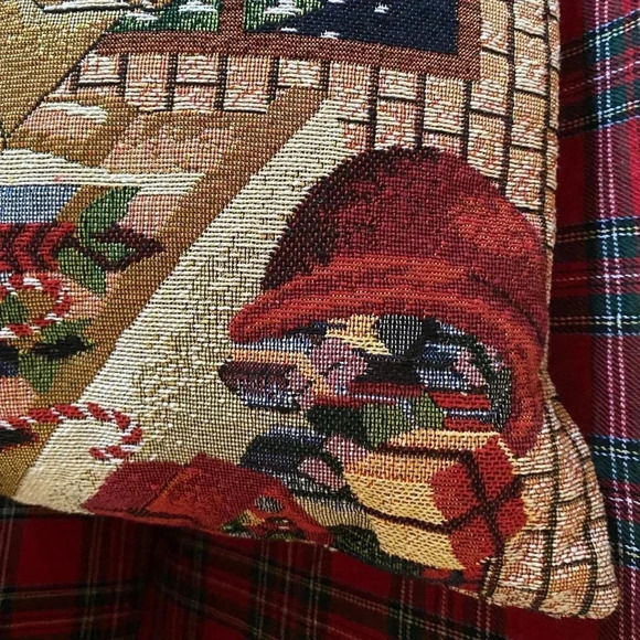 Vintage Santa Claus Christmas Tapestry Pillow 18x18 Inch Feather Fill Festive - Picture 8 of 16